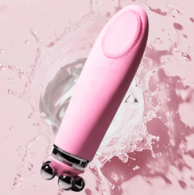 Face Massager – A USB rechargeable skincare tool with multiple massage heads designed to rejuvenate skin, reduce puffiness, and promote a youthful glow. Perfect for daily beauty care at home or on the go.